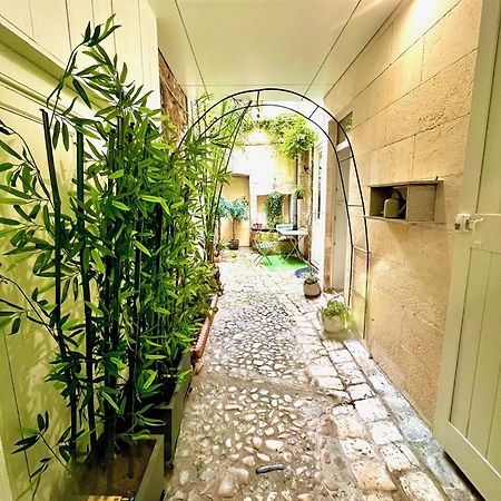 Le Logis Des Templiers Vieux Port Apartment La Rochelle  Exterior foto