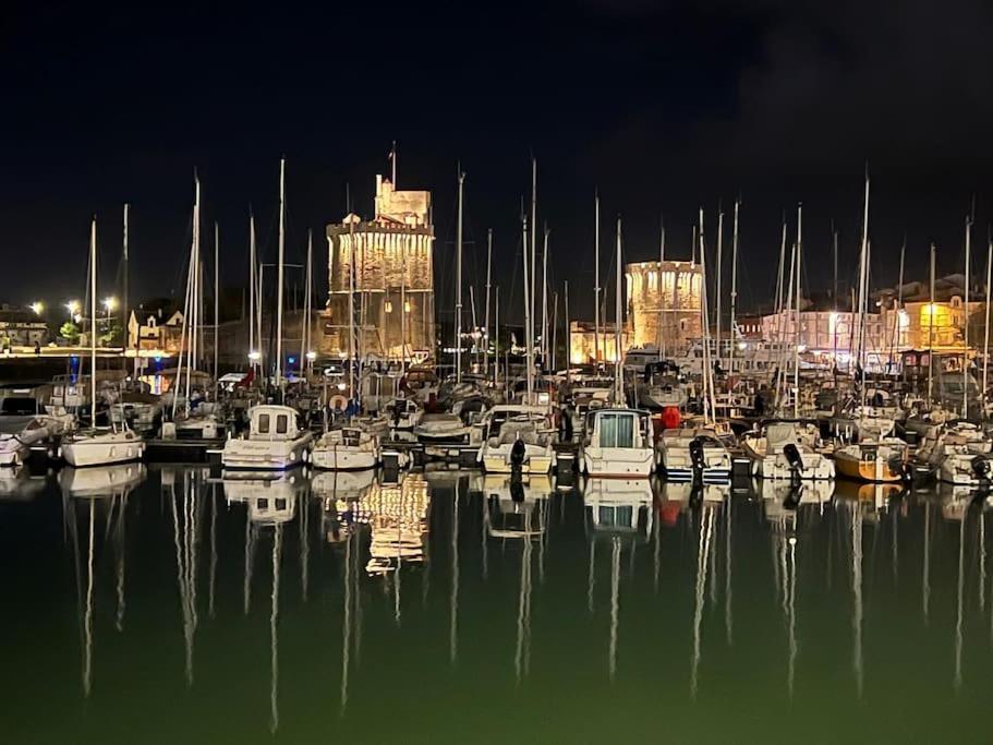 Le Logis Des Templiers Vieux Port Apartment La Rochelle  Exterior foto